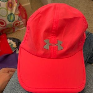 Under Armour ladies hat.